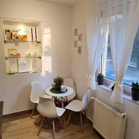 Cili Apartman * Eger
