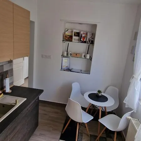 Cili Apartman *